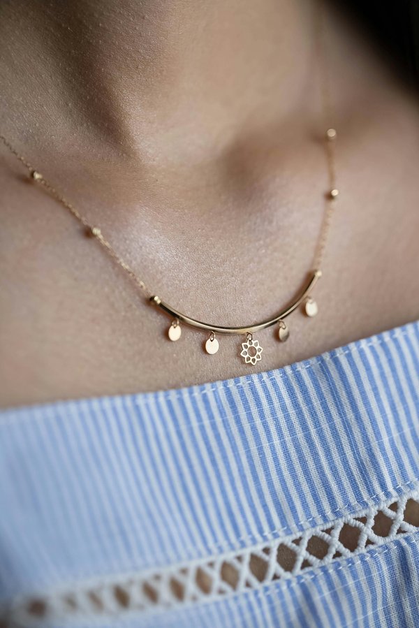 Les tendances bijoux 2025 sur orzyla : ce qu'il faut savoir