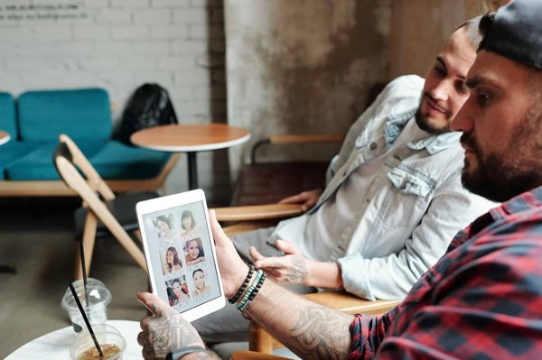 Les meilleures plateformes de rencontre en 2025 pour l'amour